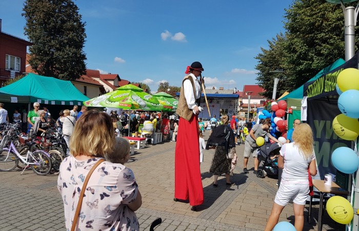 Bieg Zbója Uczestnicy oraz Zbój na szczudłach