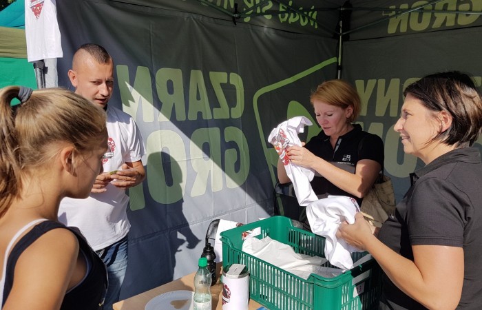 Bieg Zbója punkt wydawania koszulek